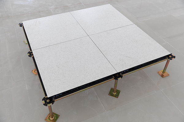 Calcium sulphate Anti-static raised floor with HPL covering 02