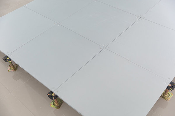 Encapsulated calcium sulphate raised floor 06